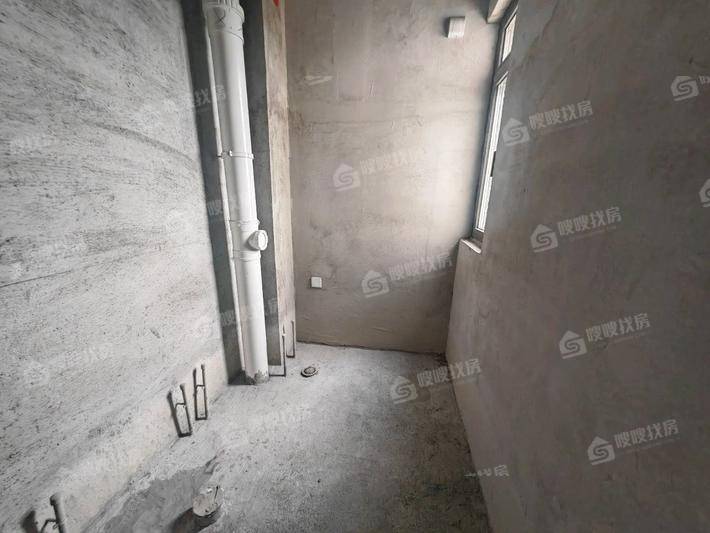 天成和悦名著西区4室2厅2卫144㎡