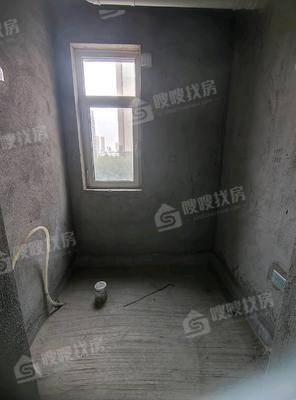 万泰丽景东区3室2厅2卫136㎡