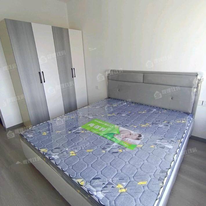 颐和君悦府3室2厅2卫107㎡