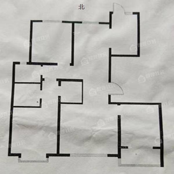 天成郡府东区3室2厅2卫142㎡