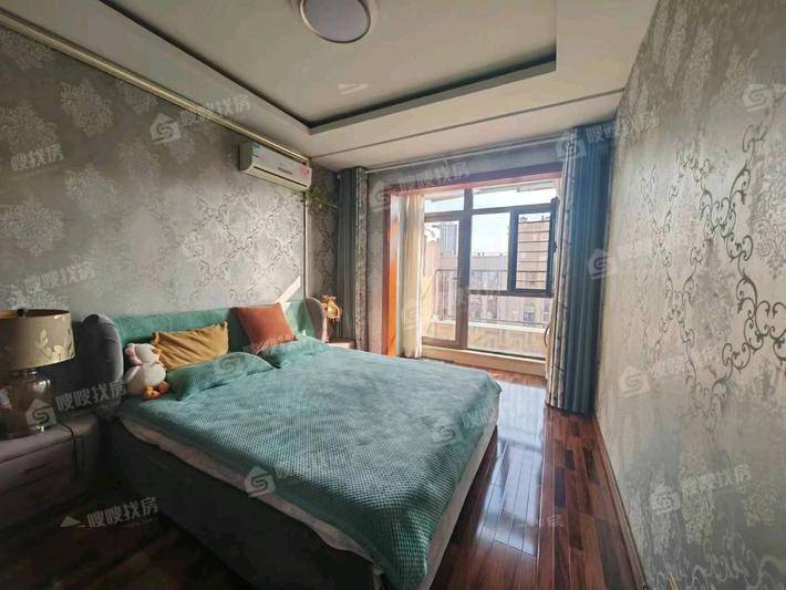 荣盛兰亭苑3室2厅2卫131㎡