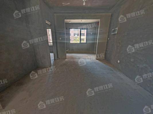 天成和悦名著东区4室2厅2卫145㎡