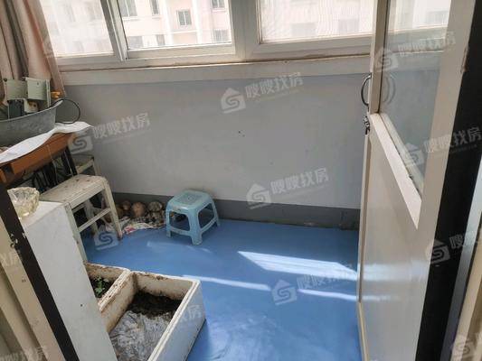 馨泰花园东区2室2厅1卫60㎡