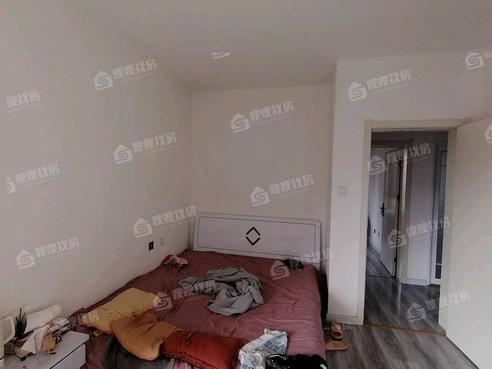 荣盛名邸3室2厅1卫112㎡