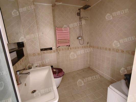 富安小区/安全局家属3室2厅2卫108㎡