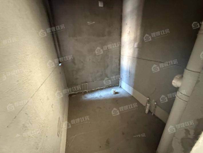 天成和悦名著东区3室2厅2卫124㎡