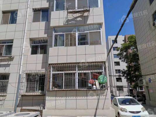 南园小区东组团路东2室1厅1卫58㎡