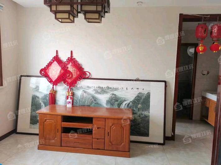 鼓楼上城西院3室2厅2卫140㎡