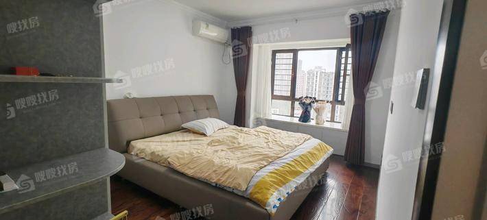 荣盛阿尔卡迪亚文景苑3室2厅2卫139㎡