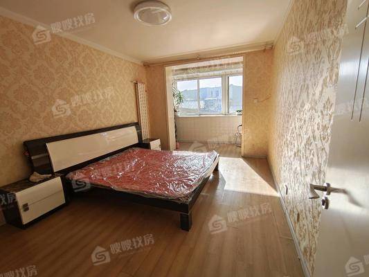 富安小区/安全局家属3室2厅2卫108㎡