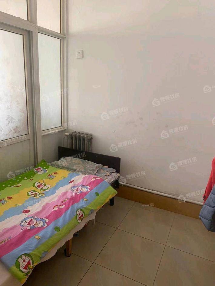 二幼家属院3室1厅1卫96㎡