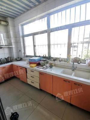建设小区4室2厅2卫167㎡