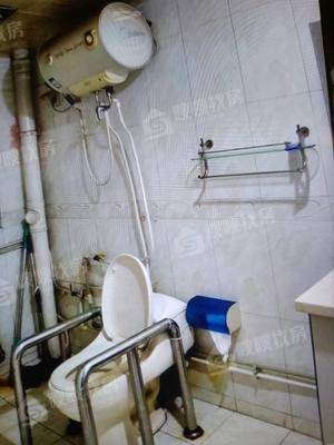 晨曦花园3室2厅1卫122㎡