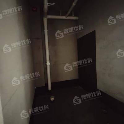泰合荣盛华府（南区）3室2厅2卫139㎡