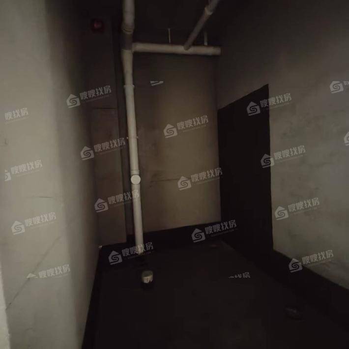 泰合荣盛华府（南区）3室2厅2卫139㎡