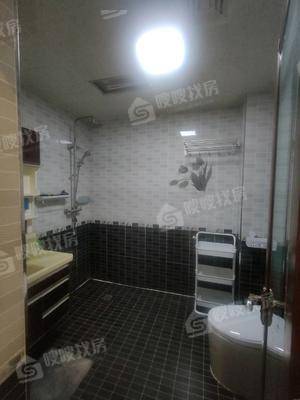 万泰丽景东区4室2厅2卫182㎡