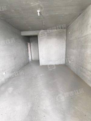 御湖公馆4室2厅3卫227㎡