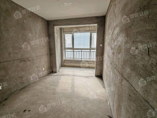 天成郡府西区3室2厅2卫139㎡