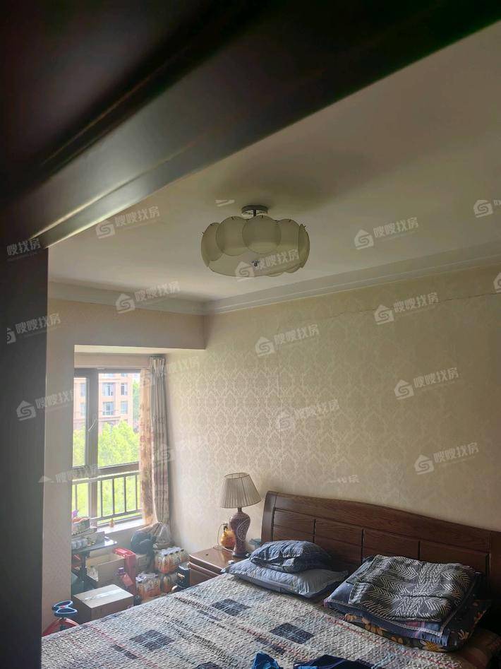 荣盛兰亭苑3室2厅2卫118㎡