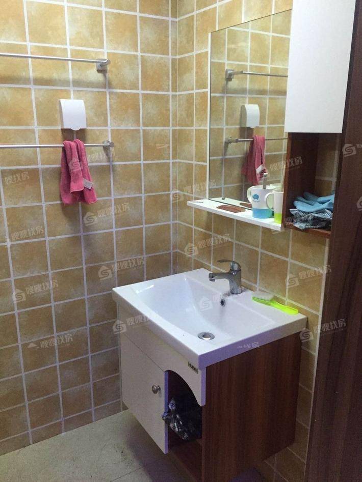 荣盛兰亭苑2室2厅1卫87㎡