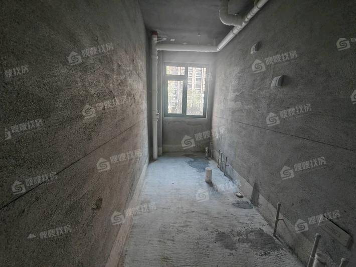 天成和悦名著西区4室2厅2卫165㎡