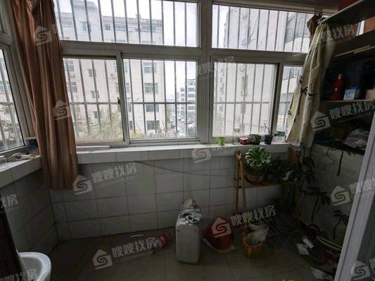 嘉福园小区3室2厅1卫103㎡