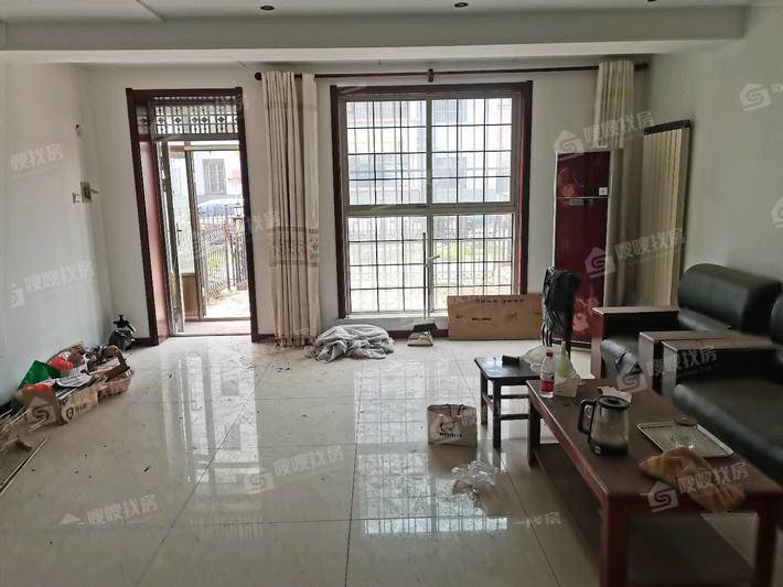 金秋家园4室2厅3卫192㎡