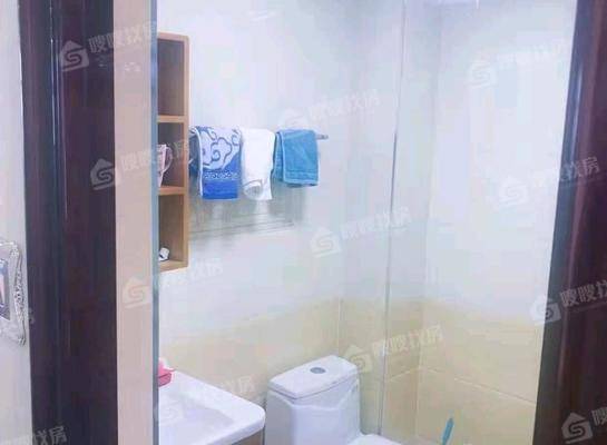 众和凤凰城3室2厅1卫130㎡
