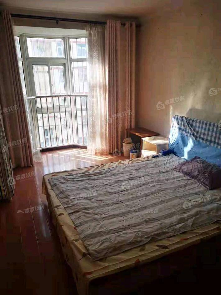 恒顺花园3室2厅1卫129㎡