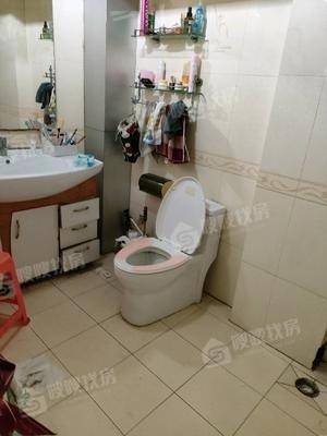 欣欣家园3室2厅1卫133㎡
