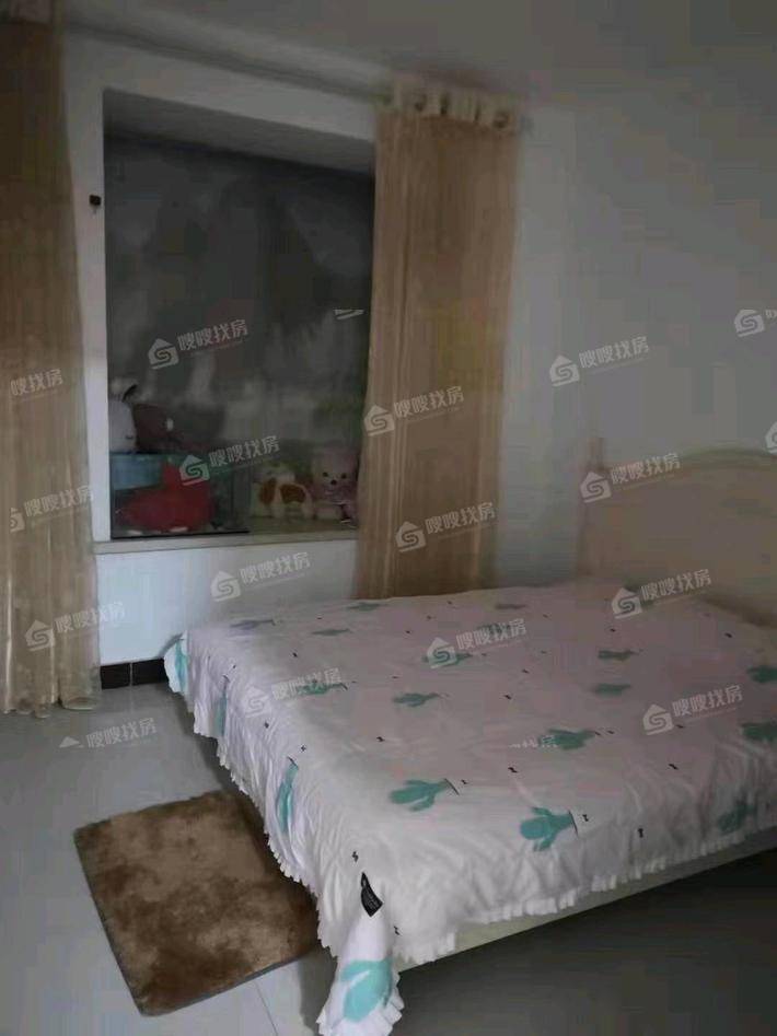 泰和世家（南区）3室2厅1卫133㎡