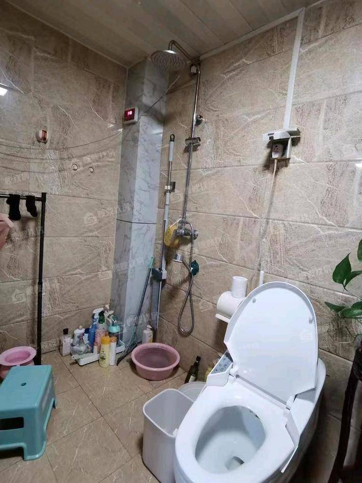 佳境绿之园3室2厅2卫156㎡