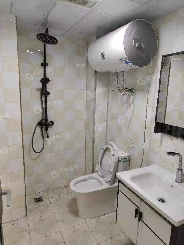天成郡府西区3室2厅2卫115㎡