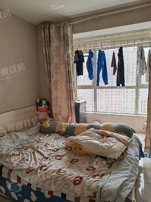 天成郡府西区3室2厅2卫139㎡