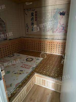 吾悦华府3室2厅1卫121㎡