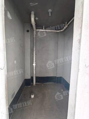 御湖公馆4室2厅3卫227㎡