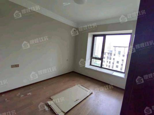荣盛锦绣学府3室2厅2卫135㎡