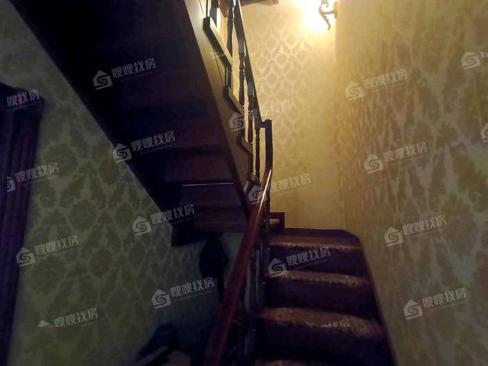 天成首府6室3厅2卫330㎡