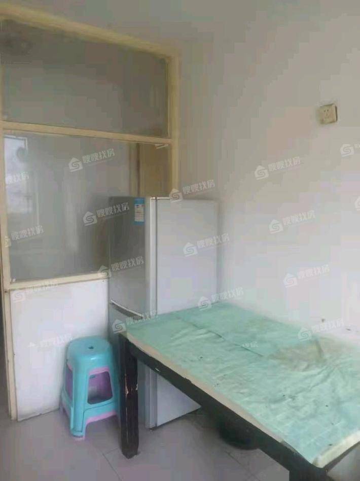 欣怡小区2室1厅2卫82㎡