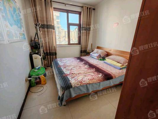 宏宇城（C区）3室2厅2卫123㎡