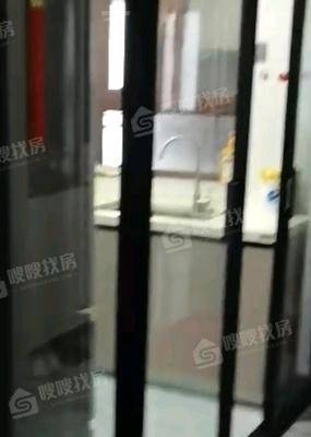 荣盛锦绣学府3室1厅1卫111㎡