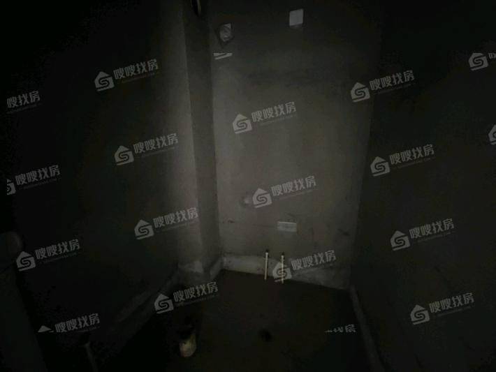 宏宇亚龙湾3室2厅2卫141㎡