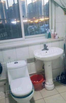 警苑小区2室2厅1卫98㎡