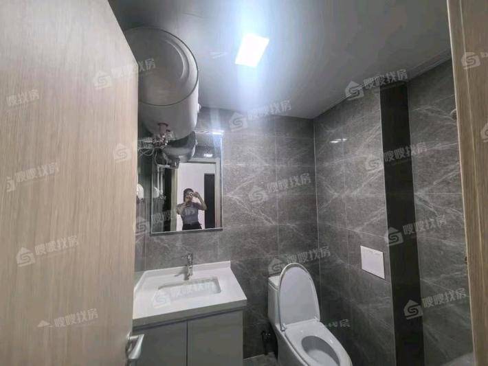 天成和悦名著西区2室2厅1卫85㎡