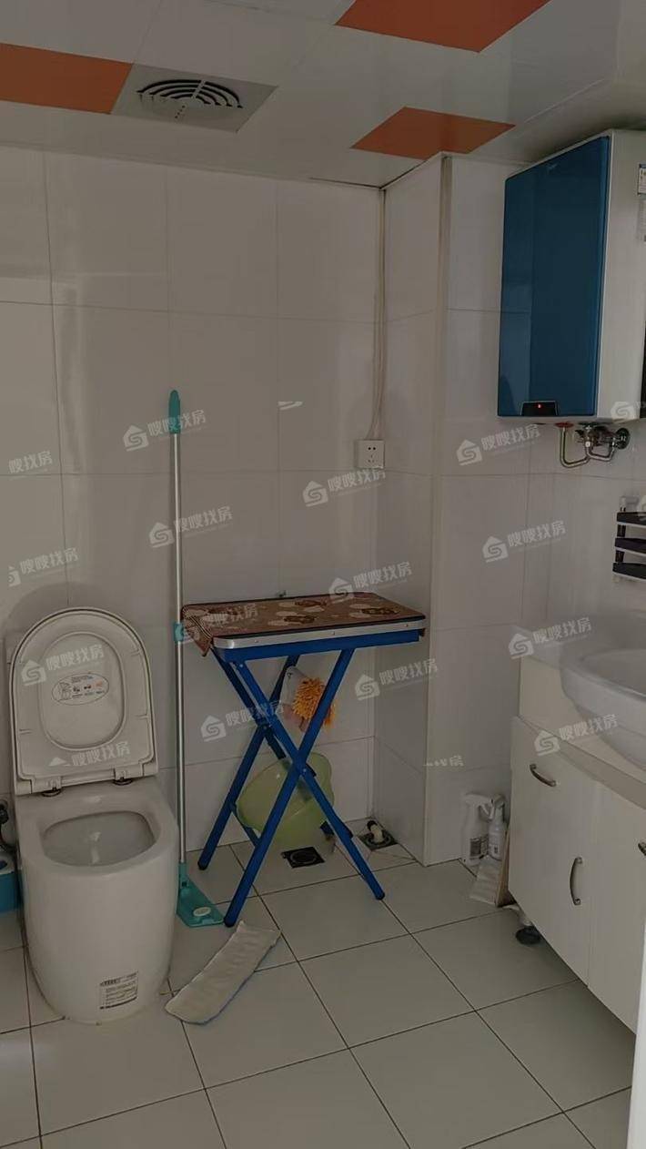 颐和庄园一期4室2厅3卫263㎡