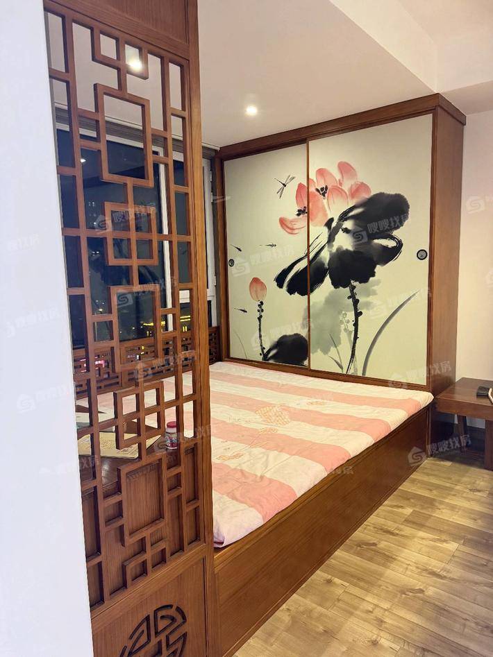 吉祥天著3室2厅2卫161㎡