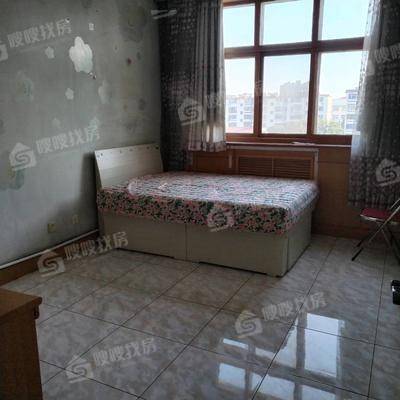 中心家园3室2厅1卫126㎡