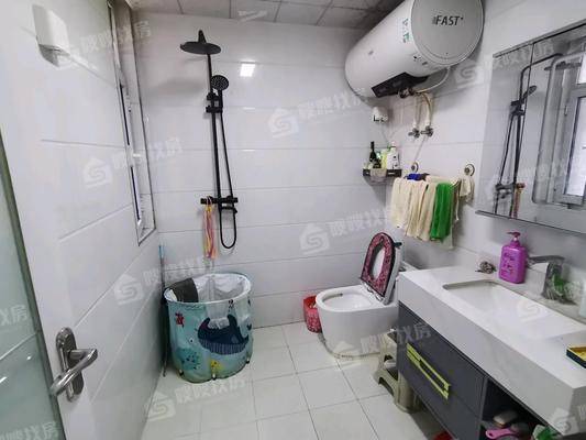 紫御华府3室2厅2卫121㎡