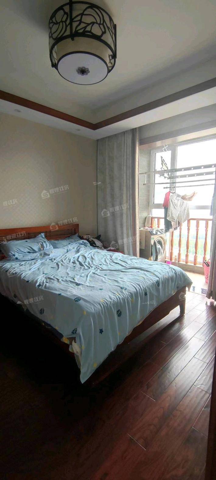沧兴一品3室2厅2卫139㎡
