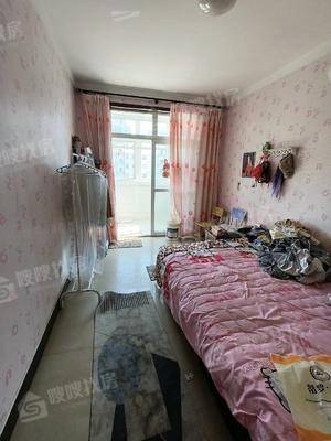 金地小区3室2厅2卫120㎡
